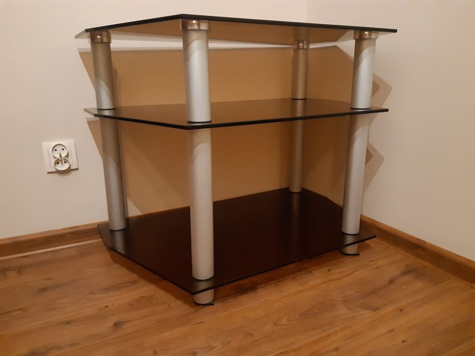 Szafka szklana pod tv