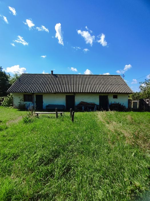 Продаж будинку з земельною ділянкою в с.Баранівка