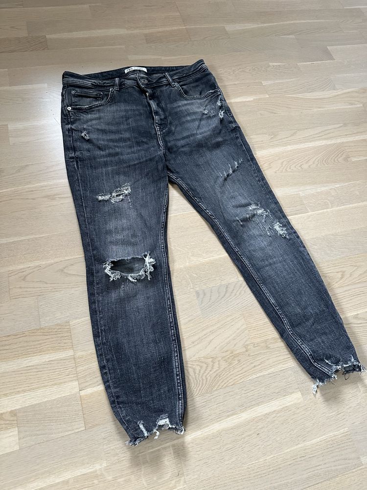 Джинси zara skinny сірі.