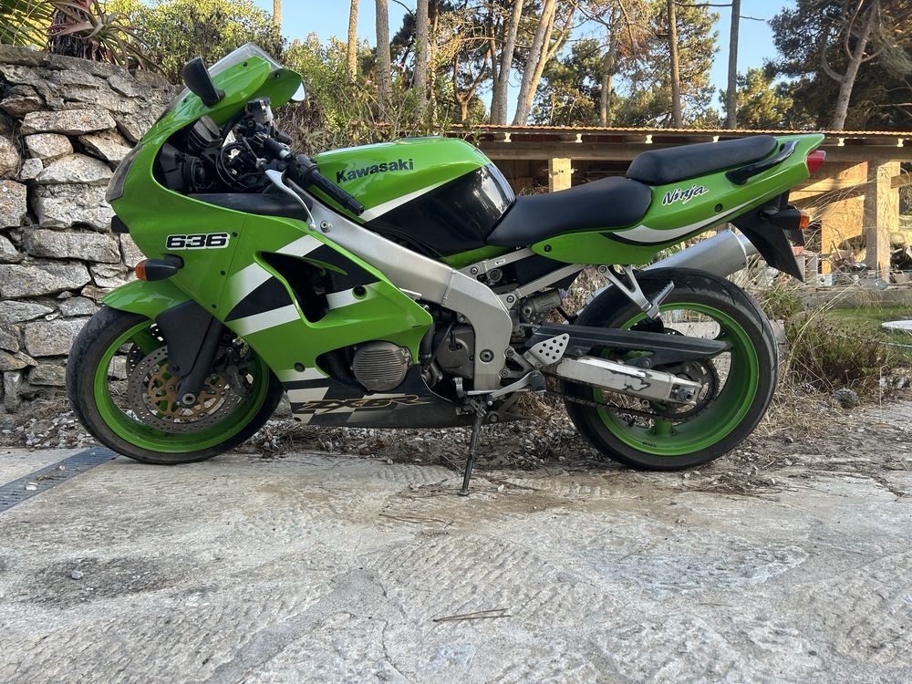 Kawasaki 600 Ninja 636  ano 2002