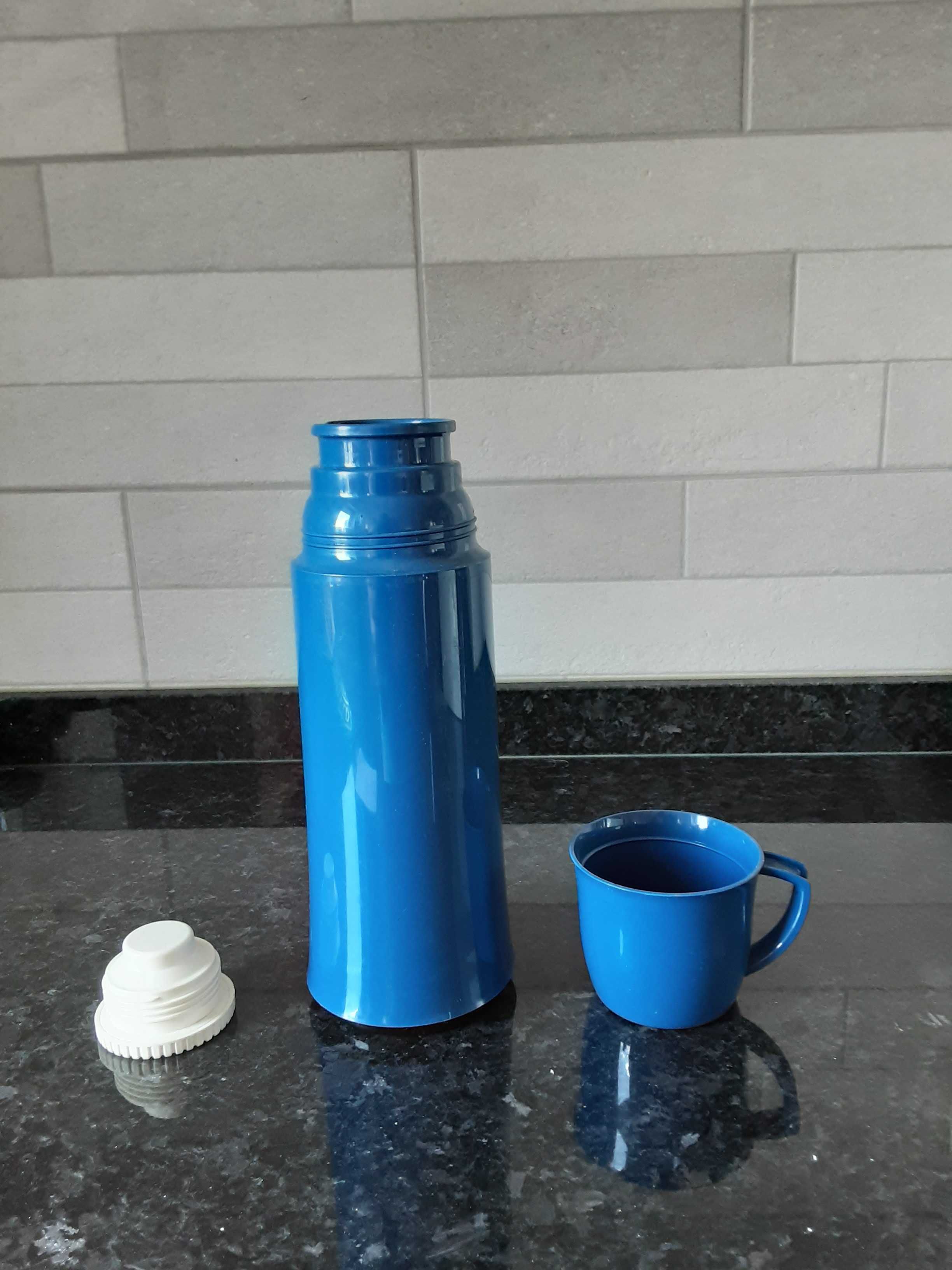 Garrafa Térmica com Copo Helios