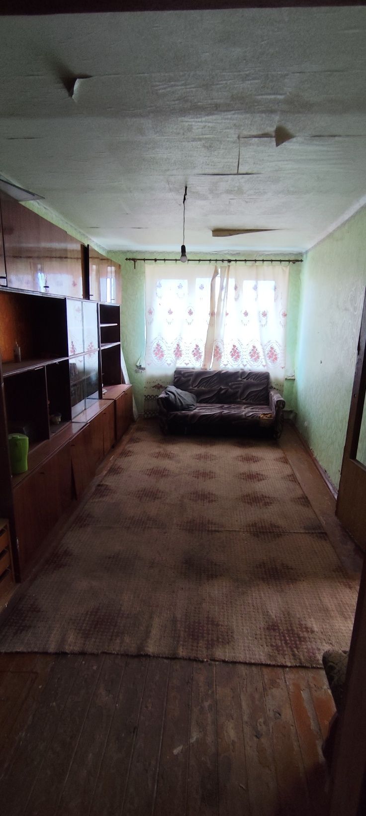 Продам 3-х комнатную квартиру в с.русская Лозовая