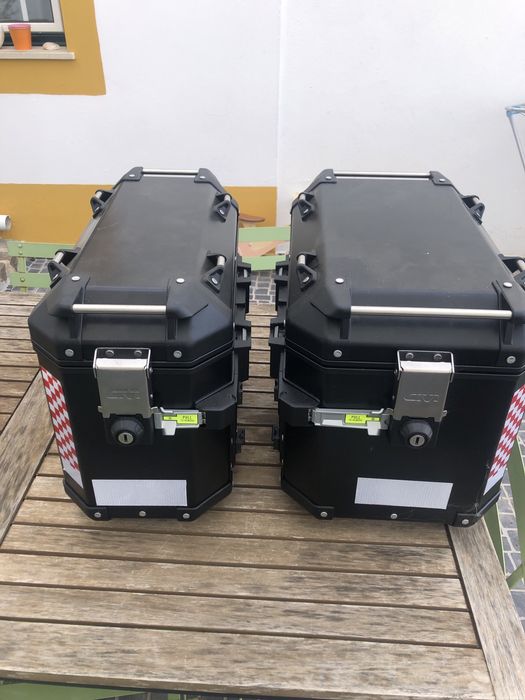 Malas laterais givi trekker