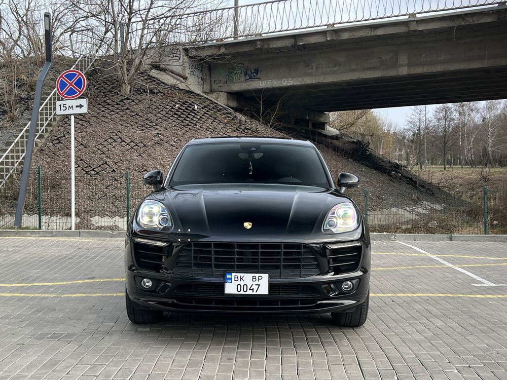 Porsche Macan 2016