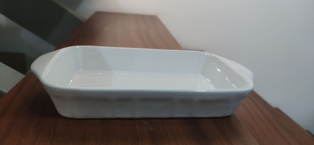 Assadeiras em porcelana novas