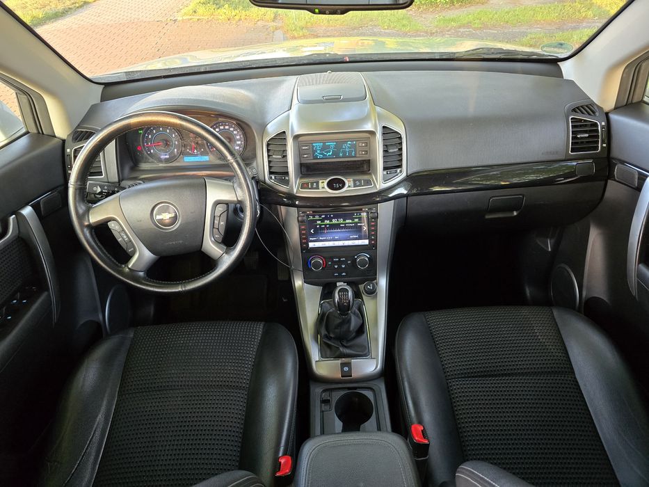 2011r 2.4b 7 osobowy 167 tys km nawigacja pdc DVD klimatyzacja