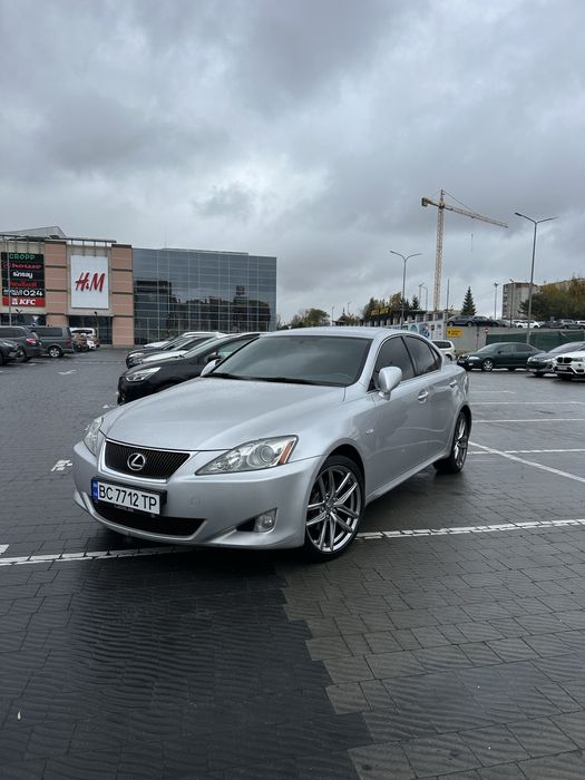 Продам надійне авто