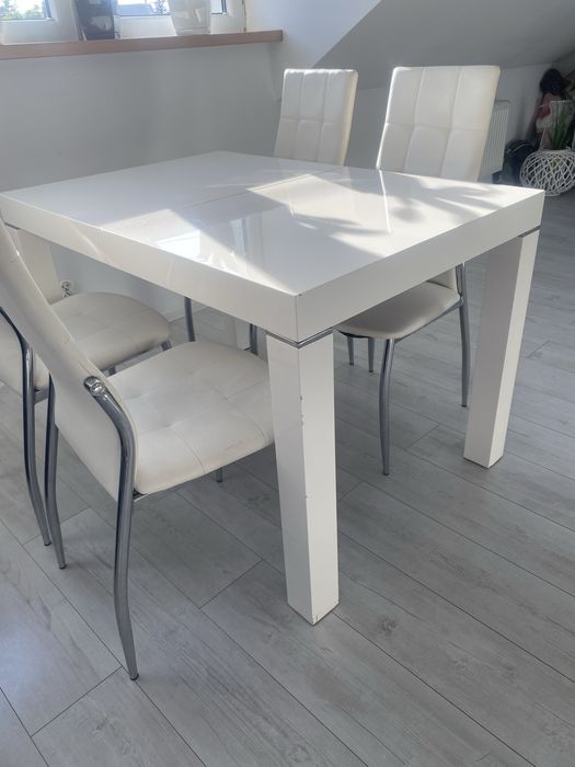 Zestaw stol plus 4krzesla