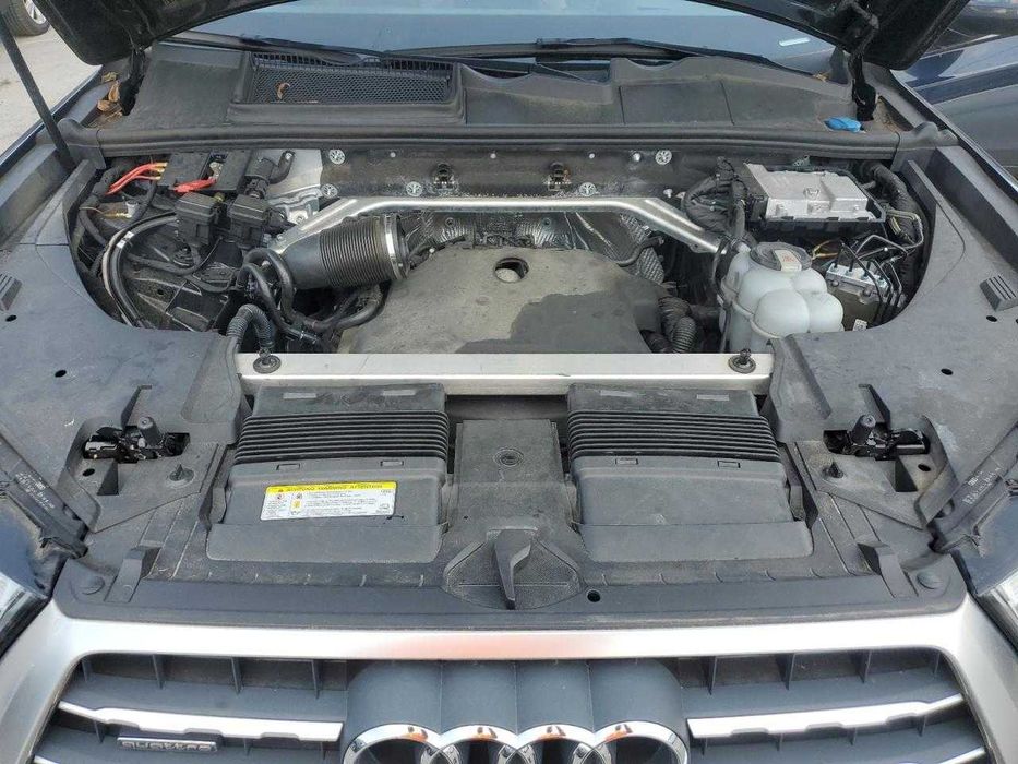 2017 AUDI Q7 PRESTIGE в процесі доставки в Україну