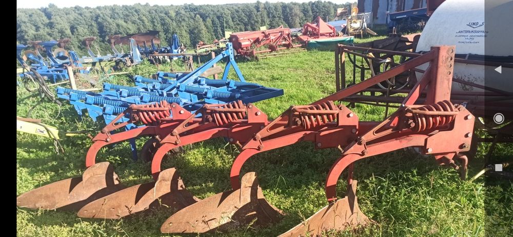 Pług 4,5-skibowy obrotowy zagonowy kverneland overum