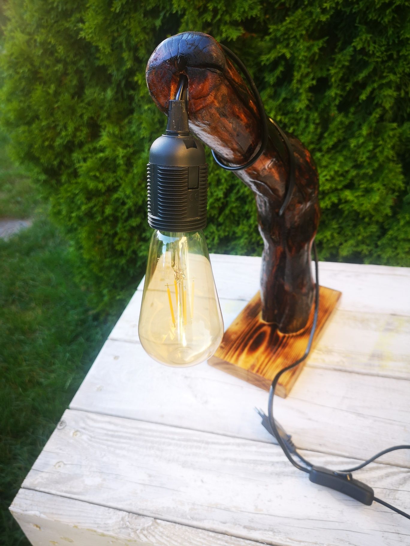 Lampka nocna Handmade ozdobna żarówka prawdziwe drewno