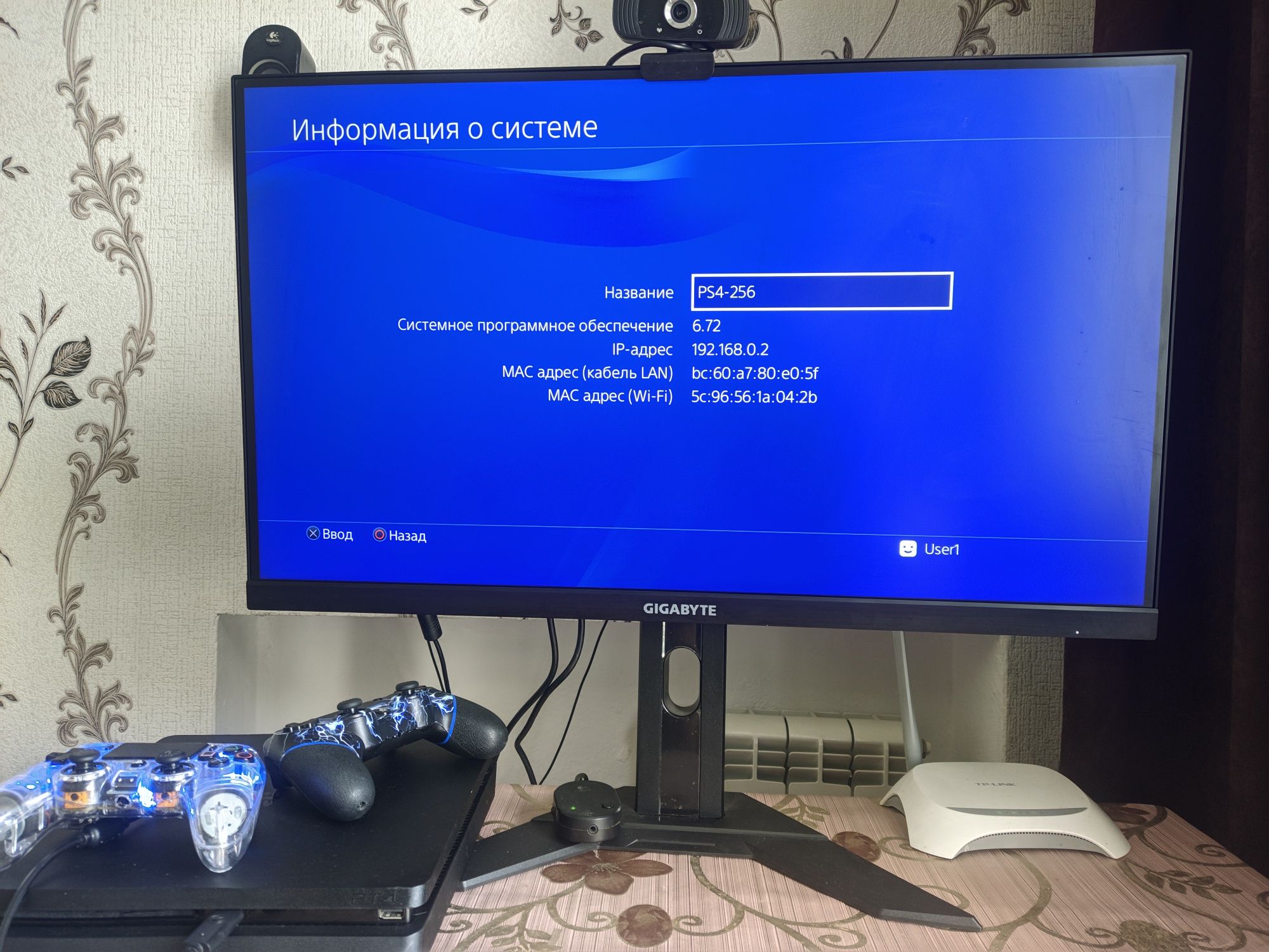 PS4 Slim 6.72 Hen (безкоштовні ігри) Два джойстика
