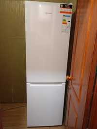 Холодильник INDESIT LI8 S1EW