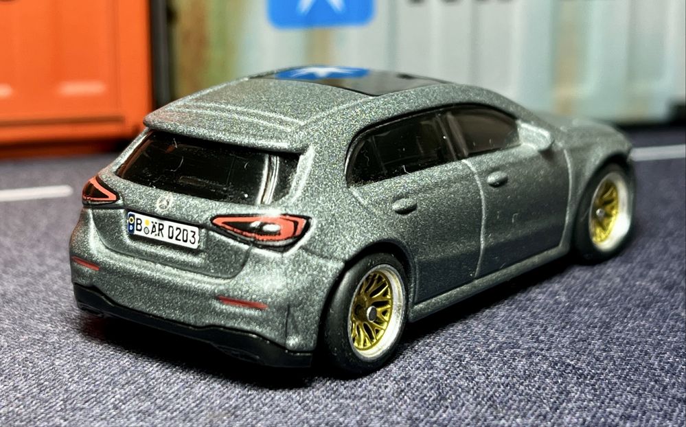 Hot Wheels 19’ Mercedes-Benz A-Class custom th