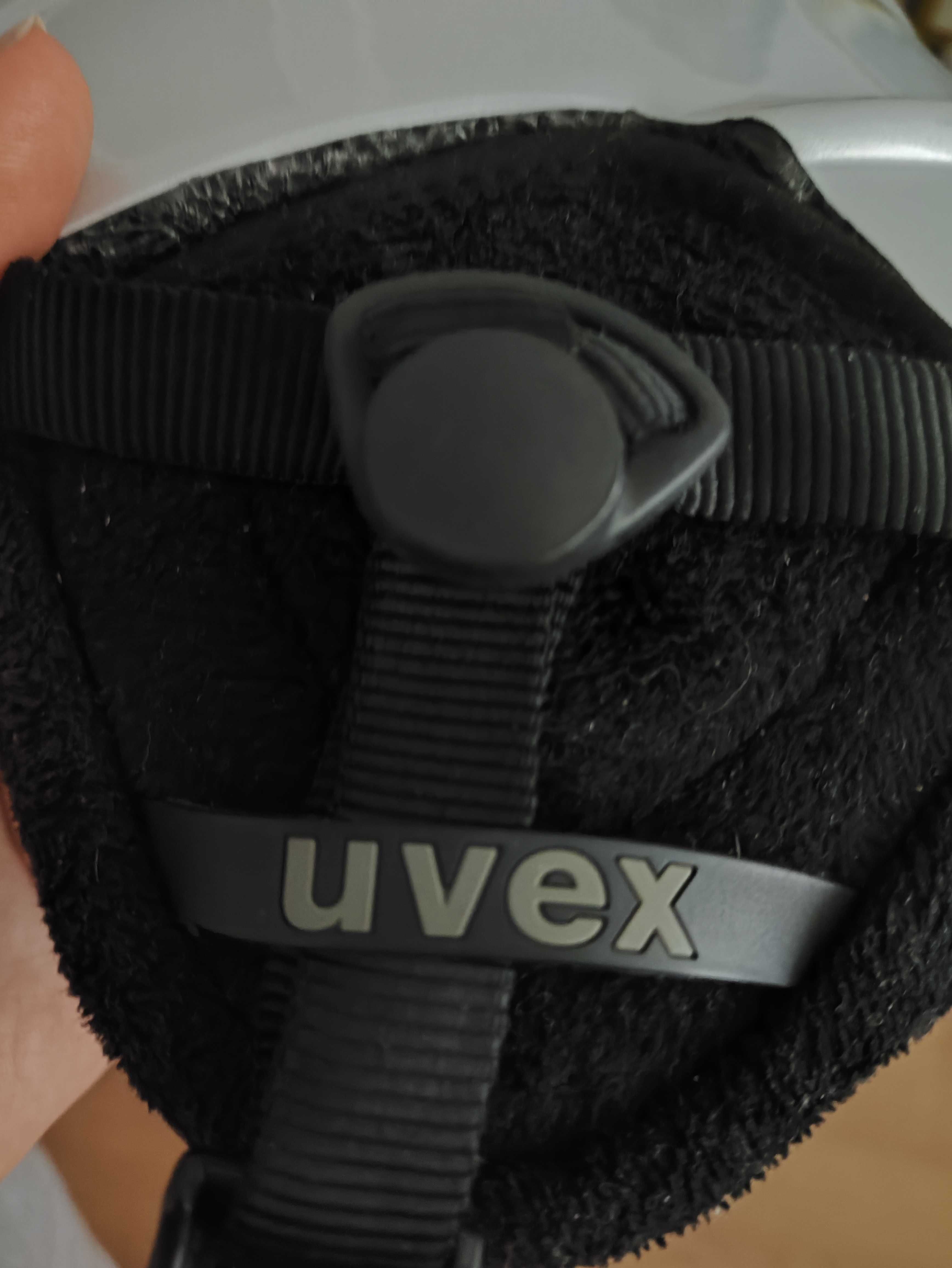 Горнолыжный шлем Uvex L-XL