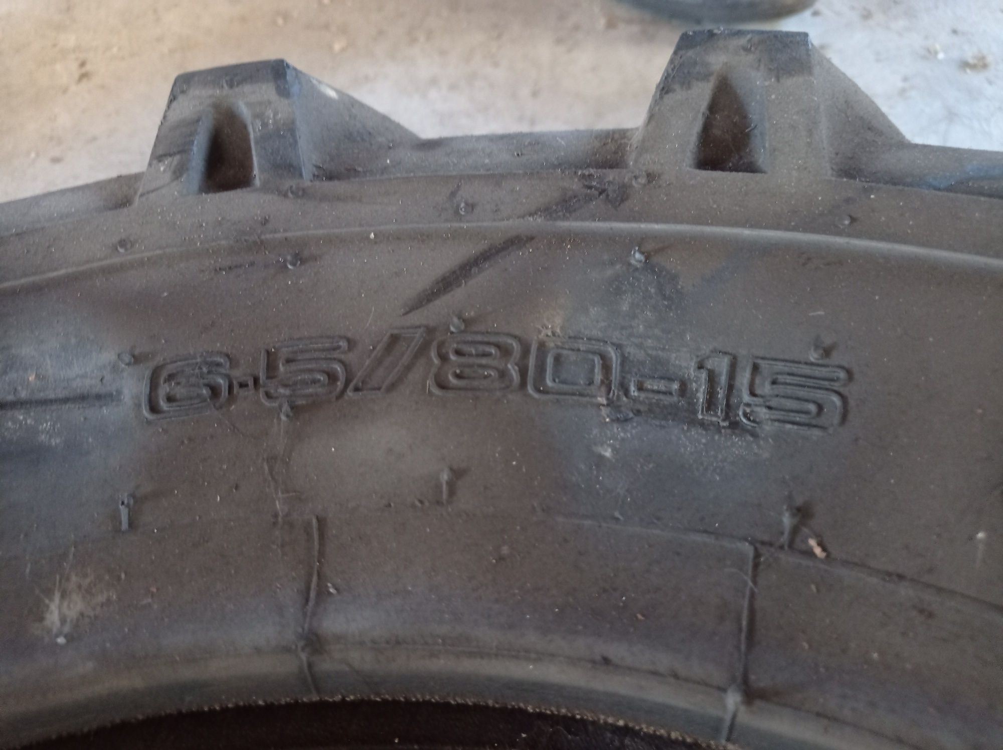 Pneus para trator carro