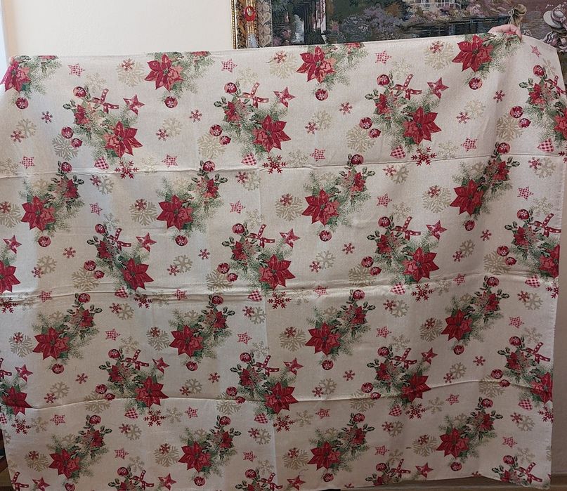 Гобеленові скатертини