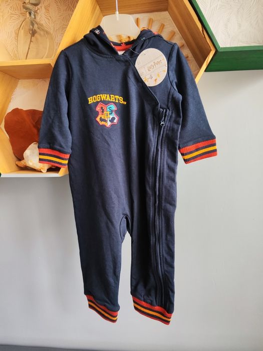 Pajac Harry Potter z kapturem bez stópek na zamek rampersy z długimi r