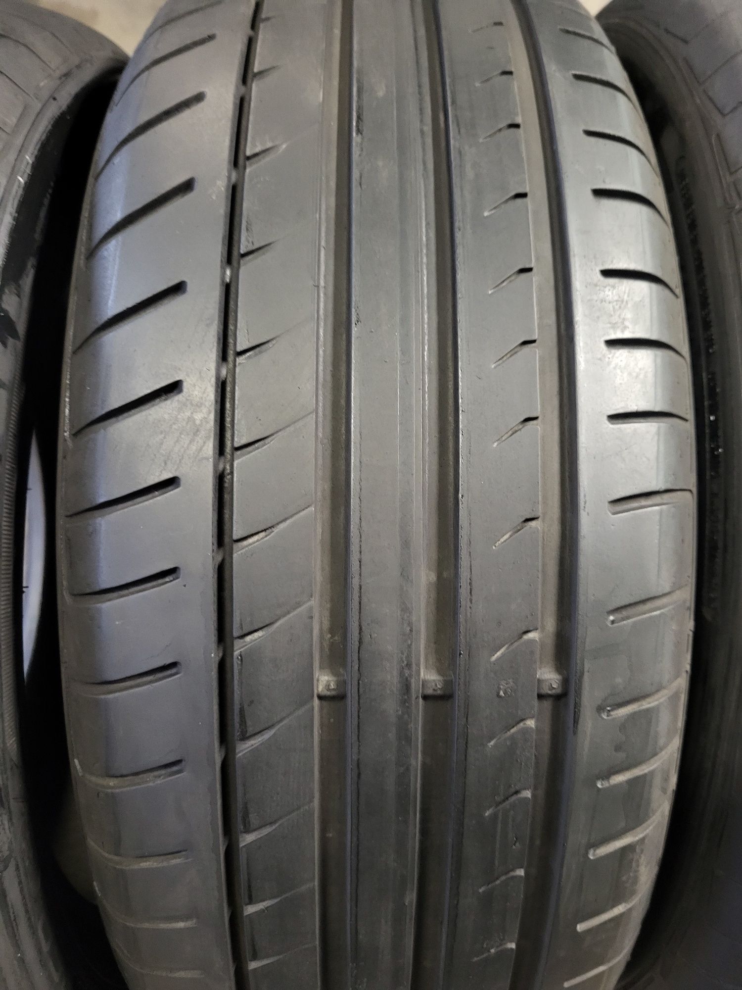 Opony letnie 205/55/16 Dunlop