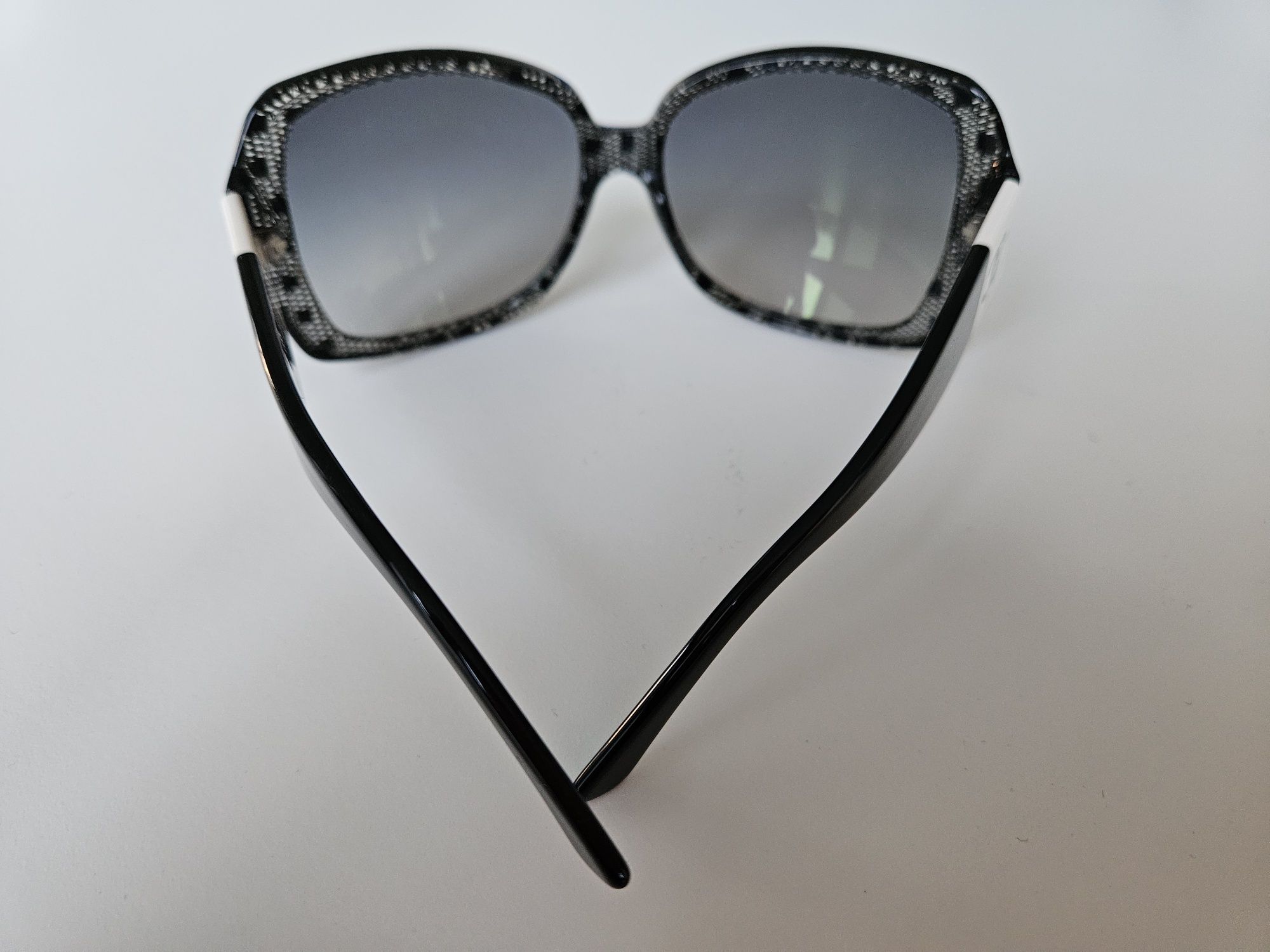 Okulary przeciwsłoneczne Chanel, model 5145, wersja 1125/3c