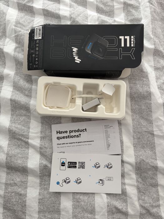 GoPro HERO11 Black Mini Kamera sportowa 4K statyw selfiestick etui