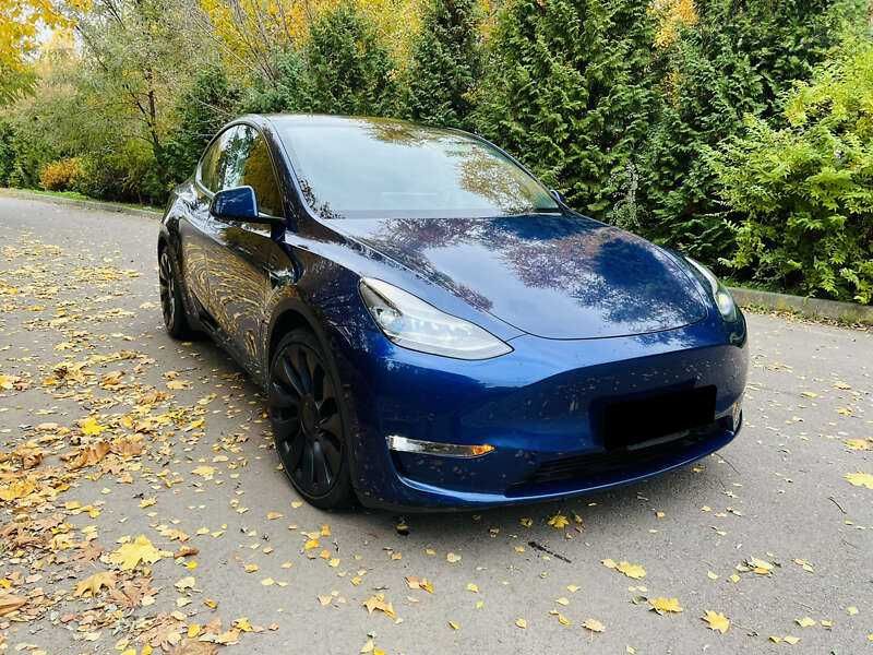 Tesla Model Y 2021 80.5 kWh Dual Motor AWD