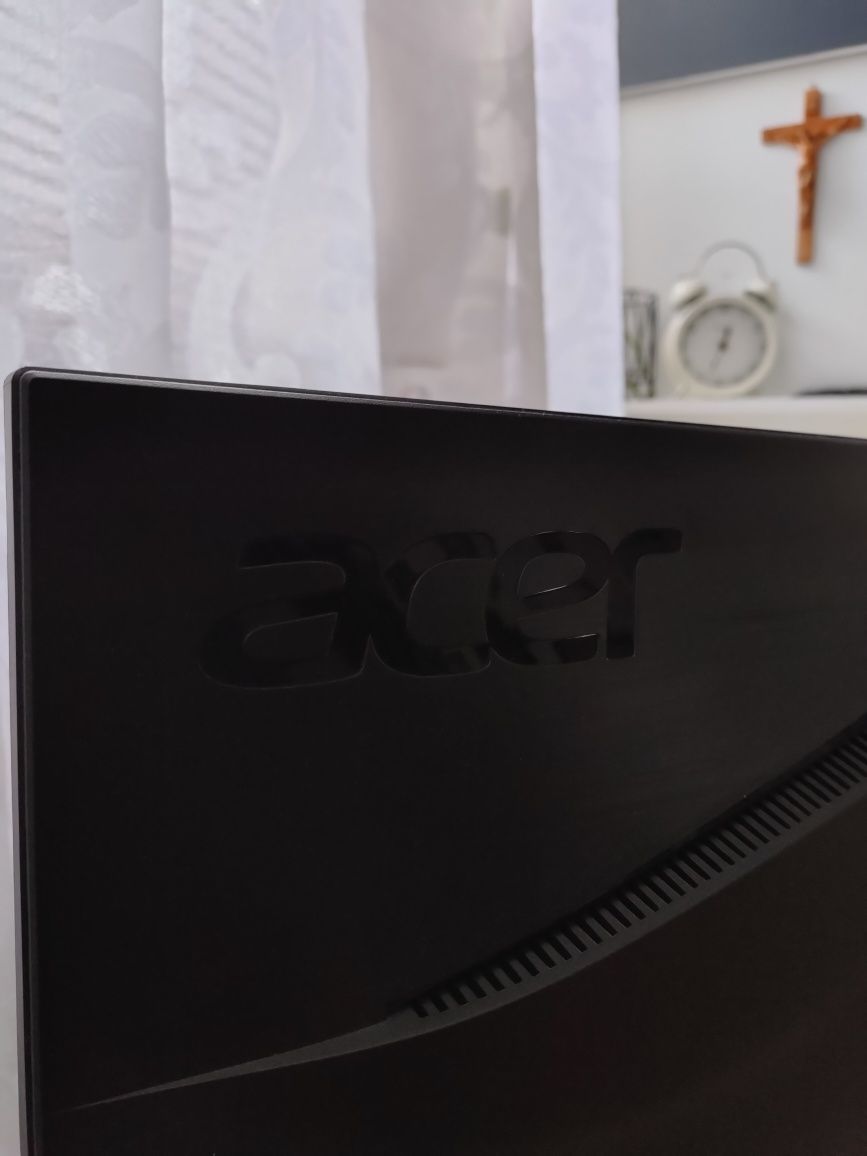 Monitor Acer Nitro VG240YBMIIX