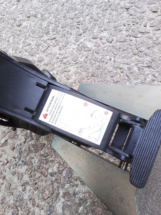 Електросамокат складаний "J MOVE".