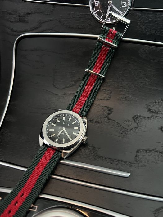 Gucci годинник новий