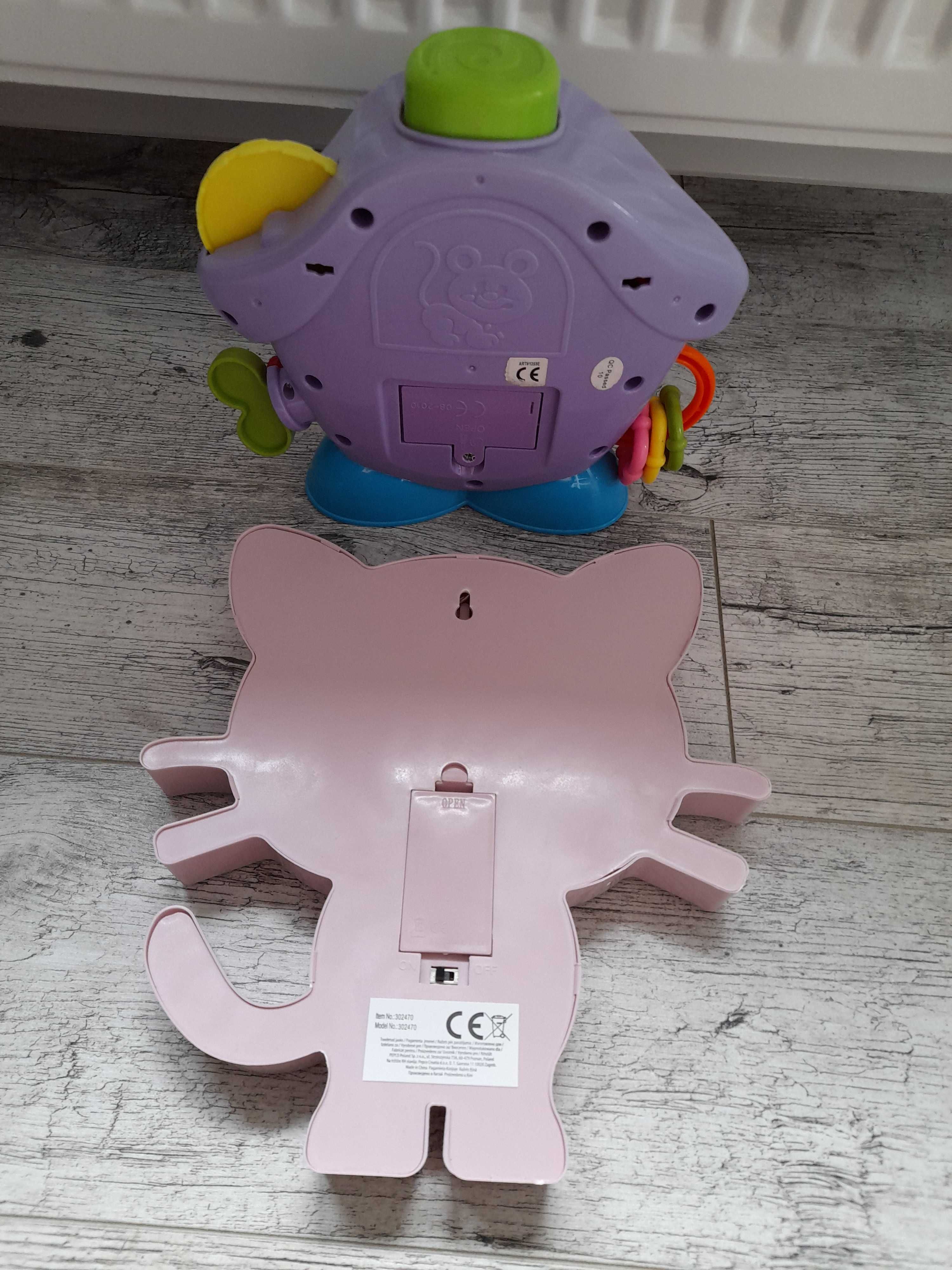 Lampka Hello Kitty na baterie oraz grający zegar