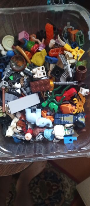 Продаю лего усіляке також дивіться мої інші оголошення.
