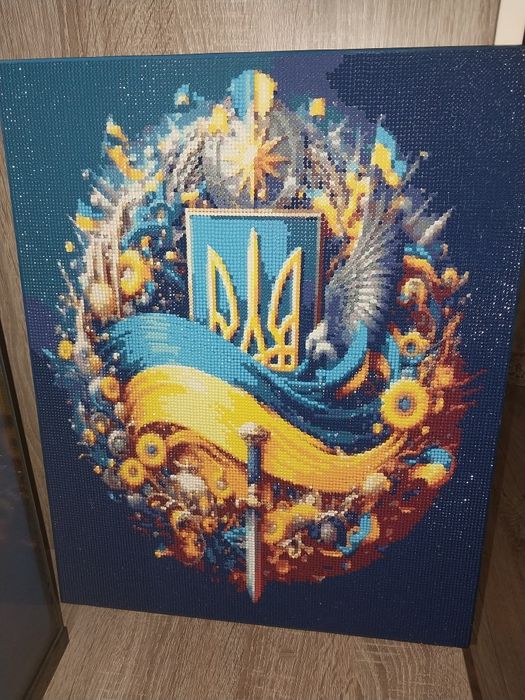 Готові картини в техніці "Алмазна мозаїка"