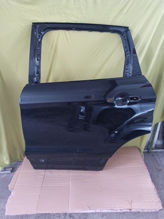 Drzwi tylne lewe ford kuga