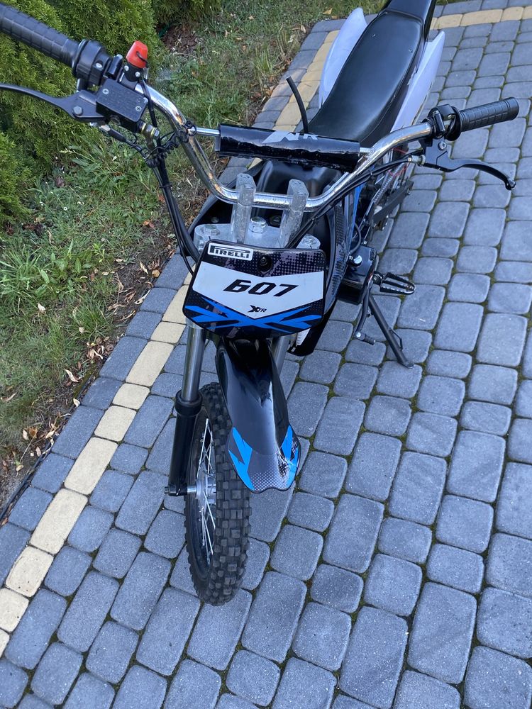 Cross motocykl 125