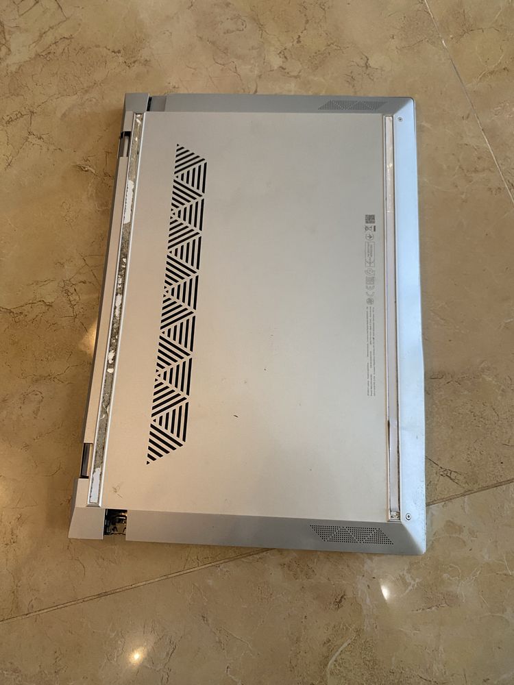 Ноутбук на запчасти hp
