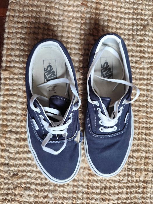 Ténis Vans - pretos e azuis