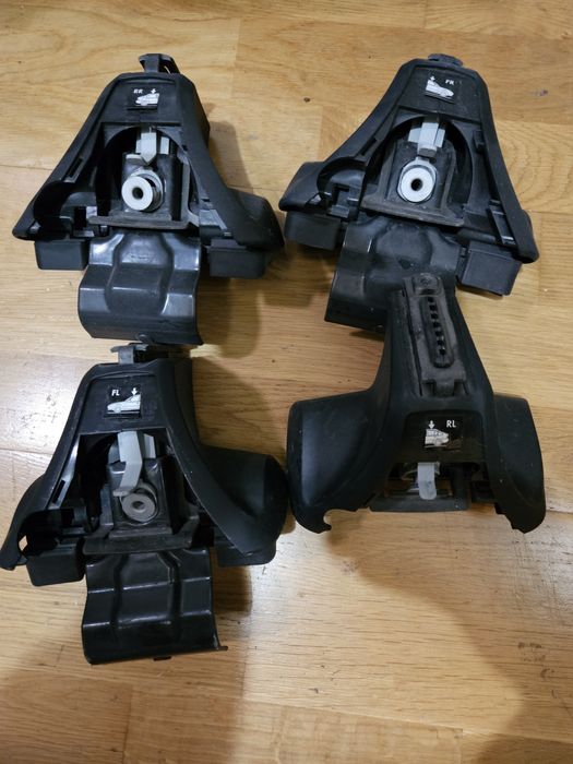 Kit fixação barras tejadilho Norauto