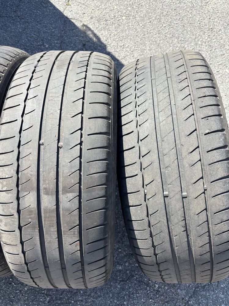 Шини MICHELIN 215 55 16