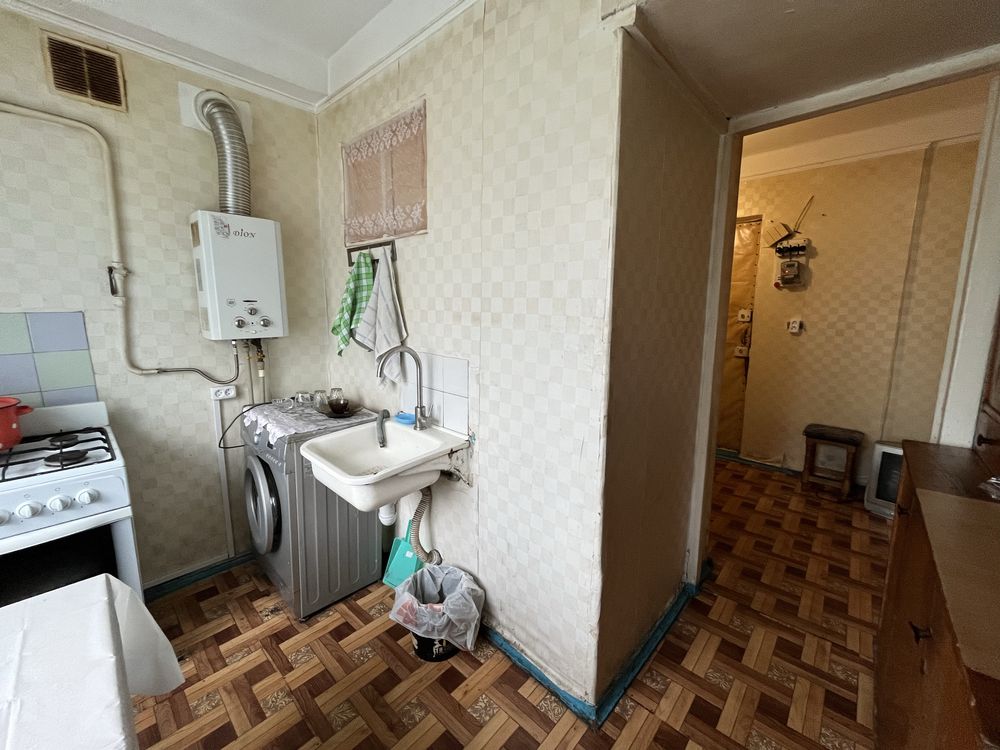 Продается 1 комн 2/5 ул.Мира Газ колонка
