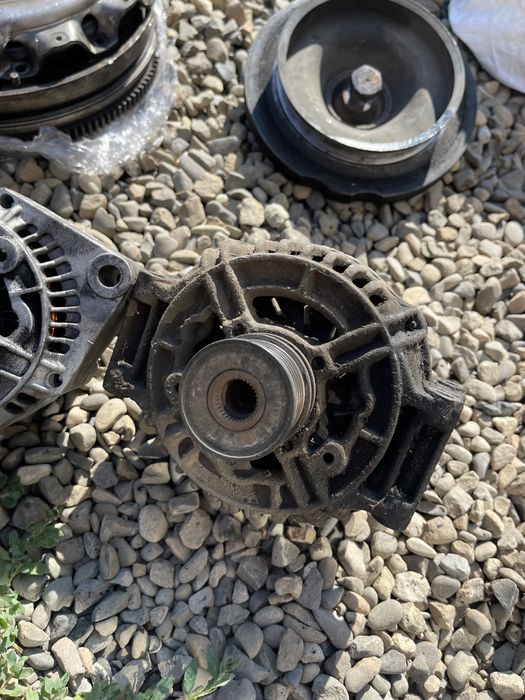 Генератор, стартер Mercedes Vito W638 мерседес віто 638, 2.2, 2.3 б/у