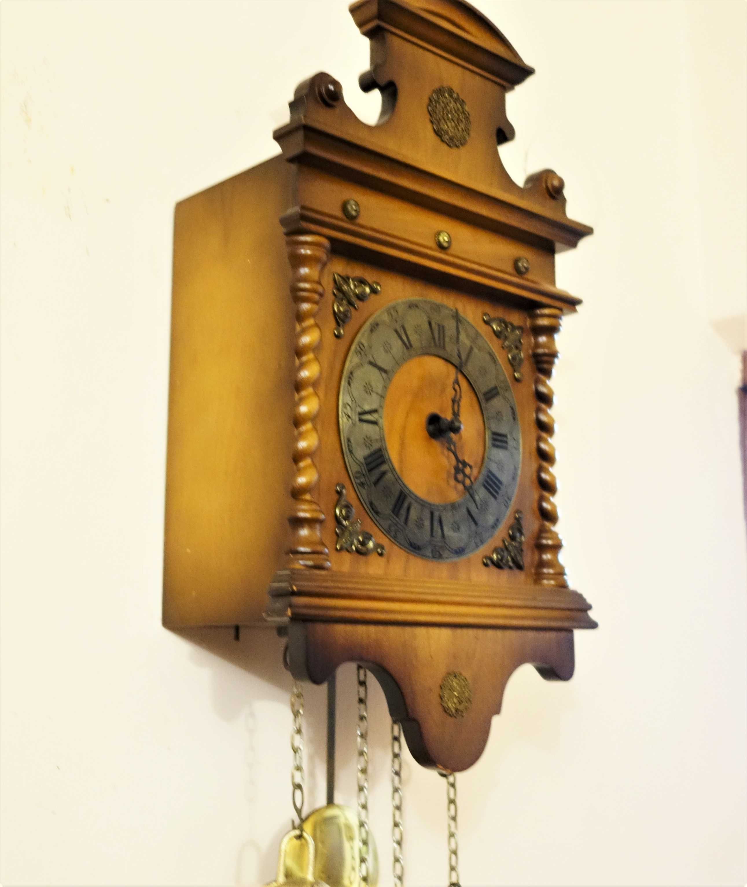 Miniaturowy ,zegar wiszący odważnikowy Wuba