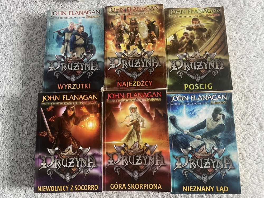 6 książek z serii Drużyna, John Flanagan