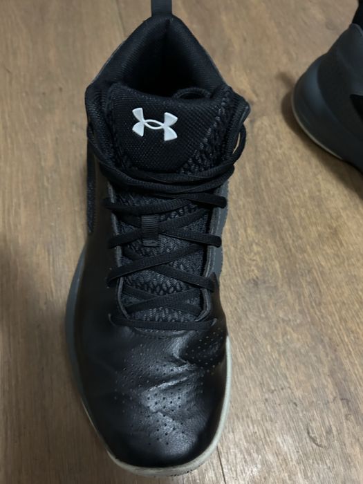 Wysokie buty under armour jesien zima