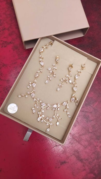 Komplet biżuterii ślubnej lub wieczorowej