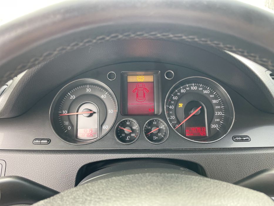 Продам пасат б6  євробляха можливий обмін