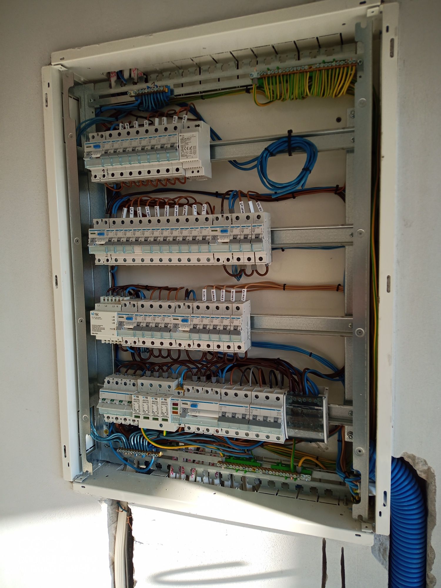 Instalacje Elektryczne-ELEKTRYK-Napędy do Bram