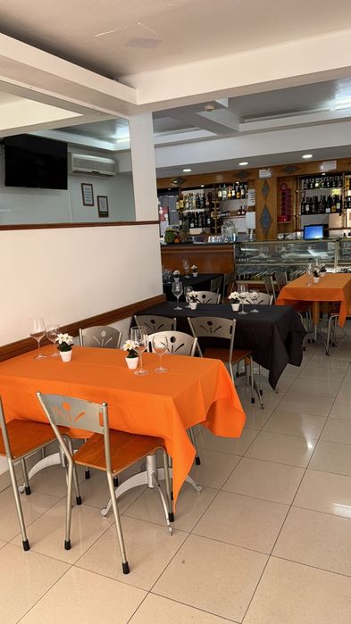Excelente Negócio: Restaurante em Pleno Funcionamento na Póvoa de Sant