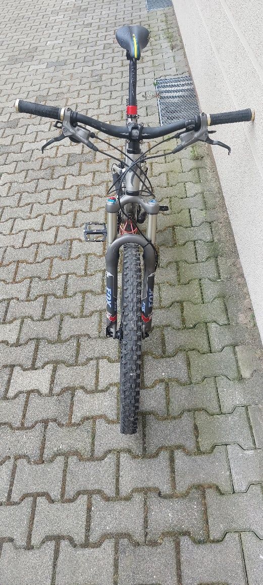 Specialized enduro Comp FSR