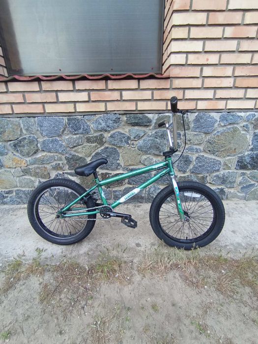 Продам BMX Mongoose Legion