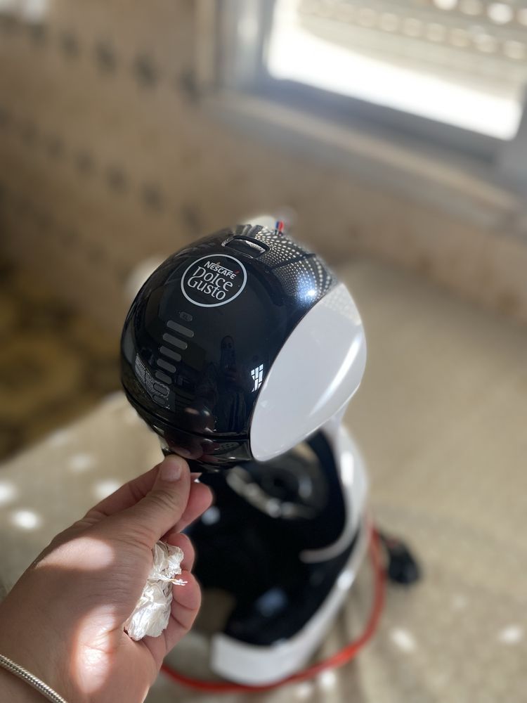Máquina de cafe dolce e gusto